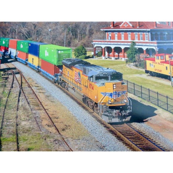 NEW! 2024 Union Pacific Railroad Monthly Wall Calendar 14 x 20 - Picture 5 of 7